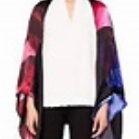 💕HOST PICK💕 Ted Baker Impressionist Bloom Cape Scarf - Picture 16 of 16